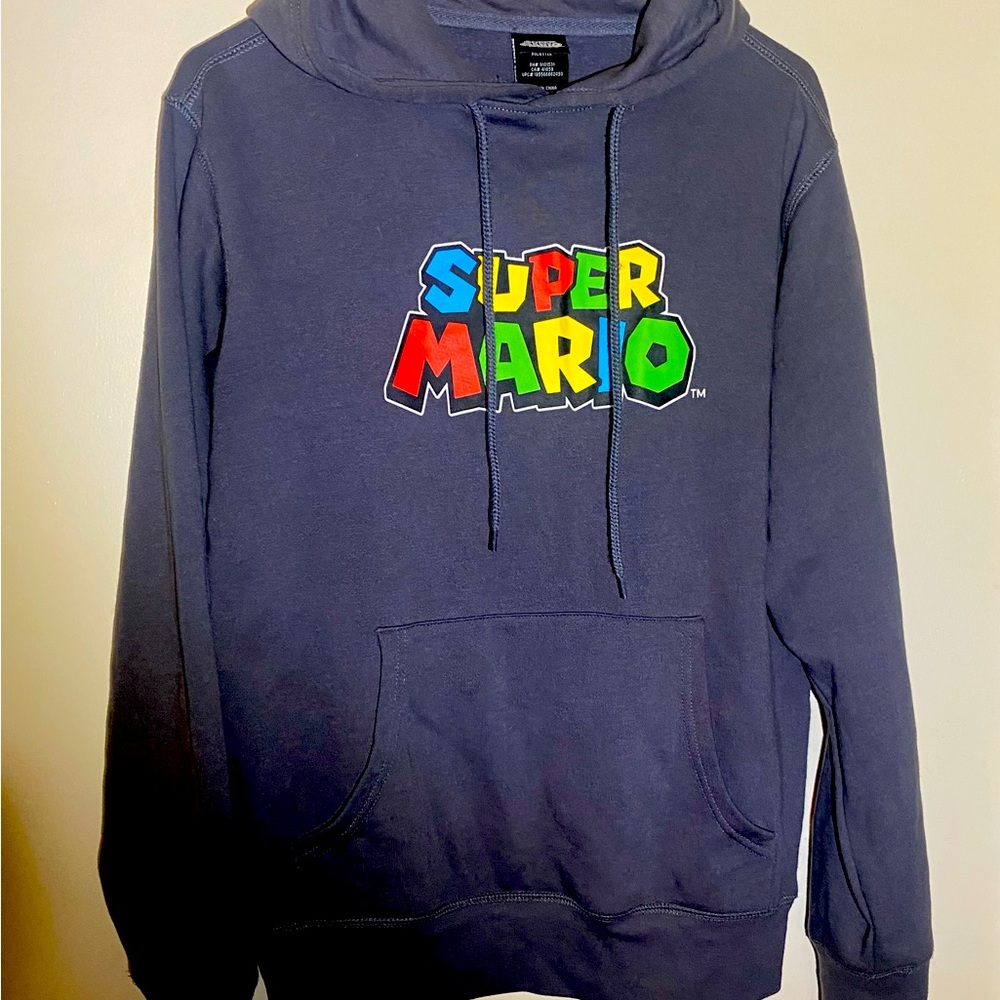 NWOT Nintendo 2022 Super Mario Gray Hoodie Small